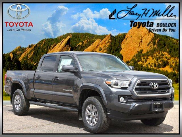 Toyota Tacoma SR5 V6 2017