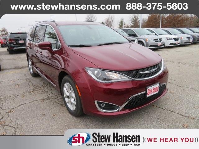 Chrysler Pacifica Touring-L Plus 2017
