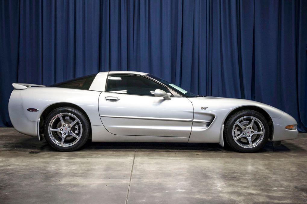 Chevrolet Corvette 50th Anniversary 2003