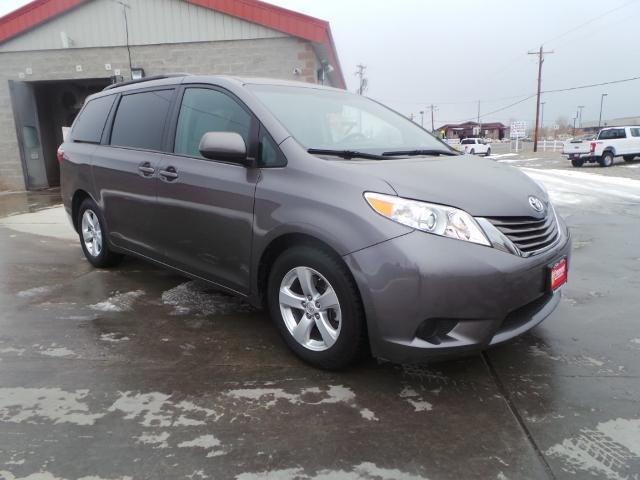 Toyota Sienna 5dr 8-Pass Van LE FWD 2015