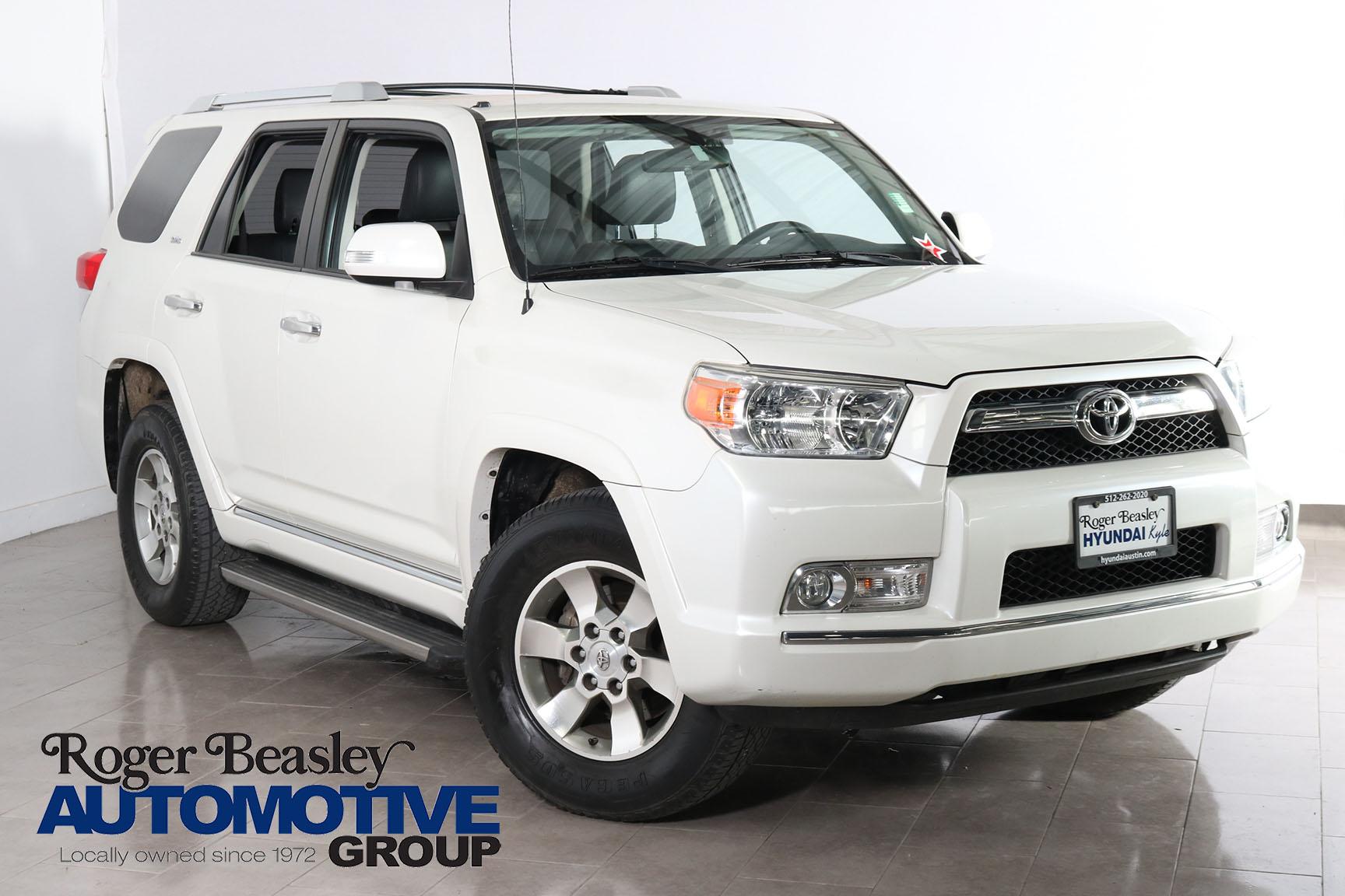 Toyota 4Runner Limited 2WD 2011