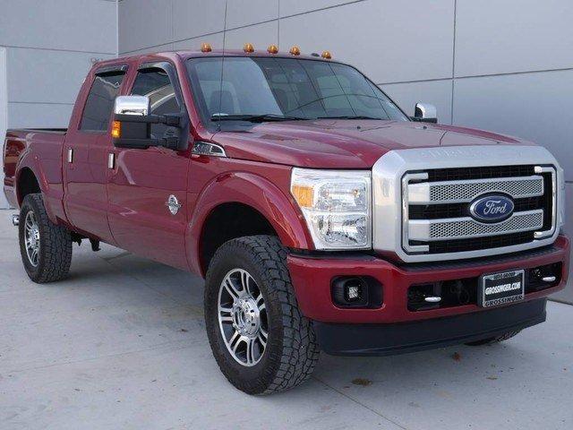 Ford Super Duty F-350 SRW Lariat with  Platinum Package 2016