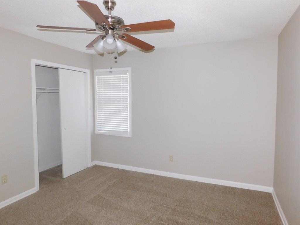 $845 Three bedroom Apartment for rent