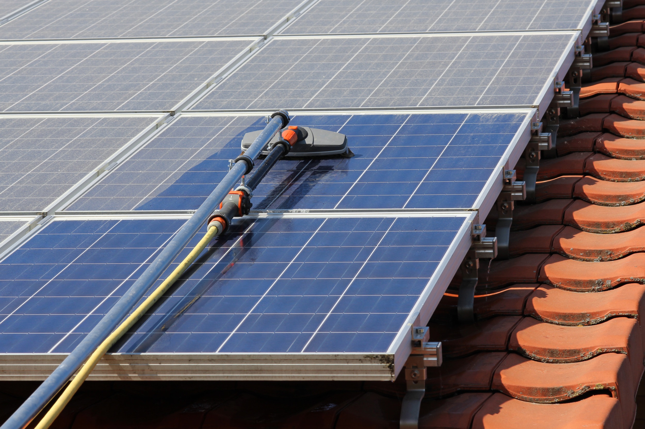 Smart Solar Panel Cleaning Hollister
