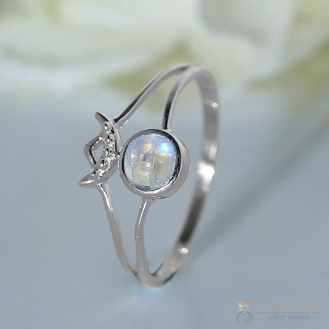 Moonstones jewelry