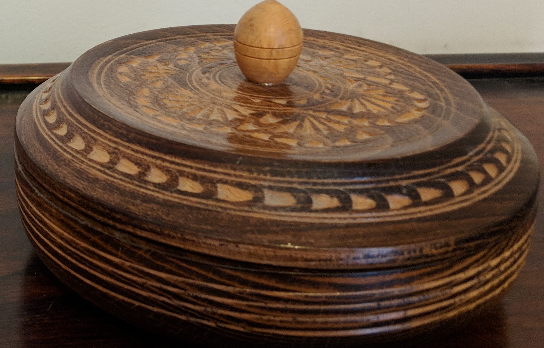 Vintage Round Wooden Trinket Box