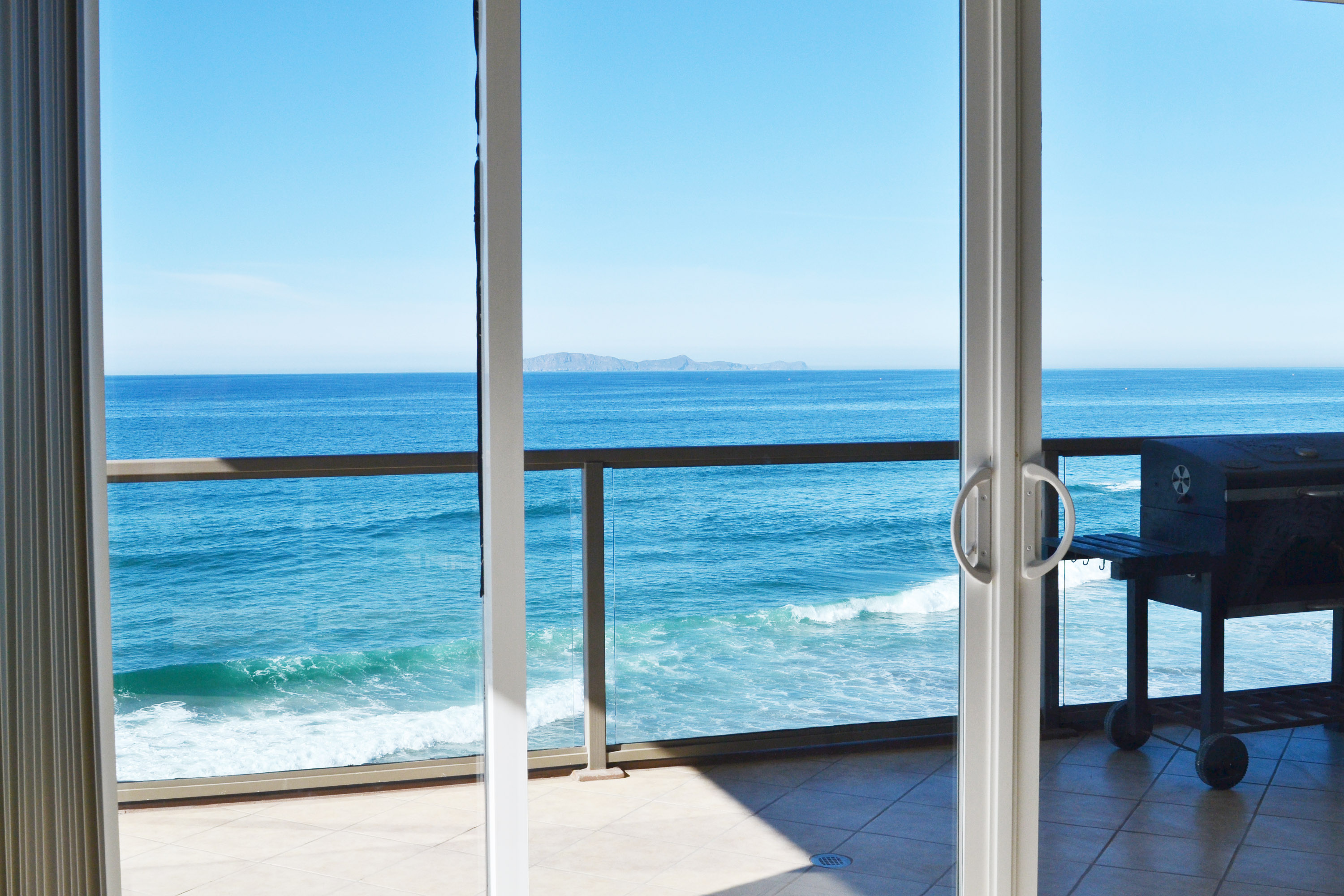 ****Condominios en la playa de Rosarito desde 250K US!!!****