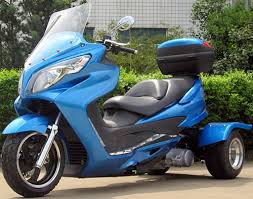 Trike Moped Motor Bike 150cc Touring Gas Motor Scooters at very affordable price.