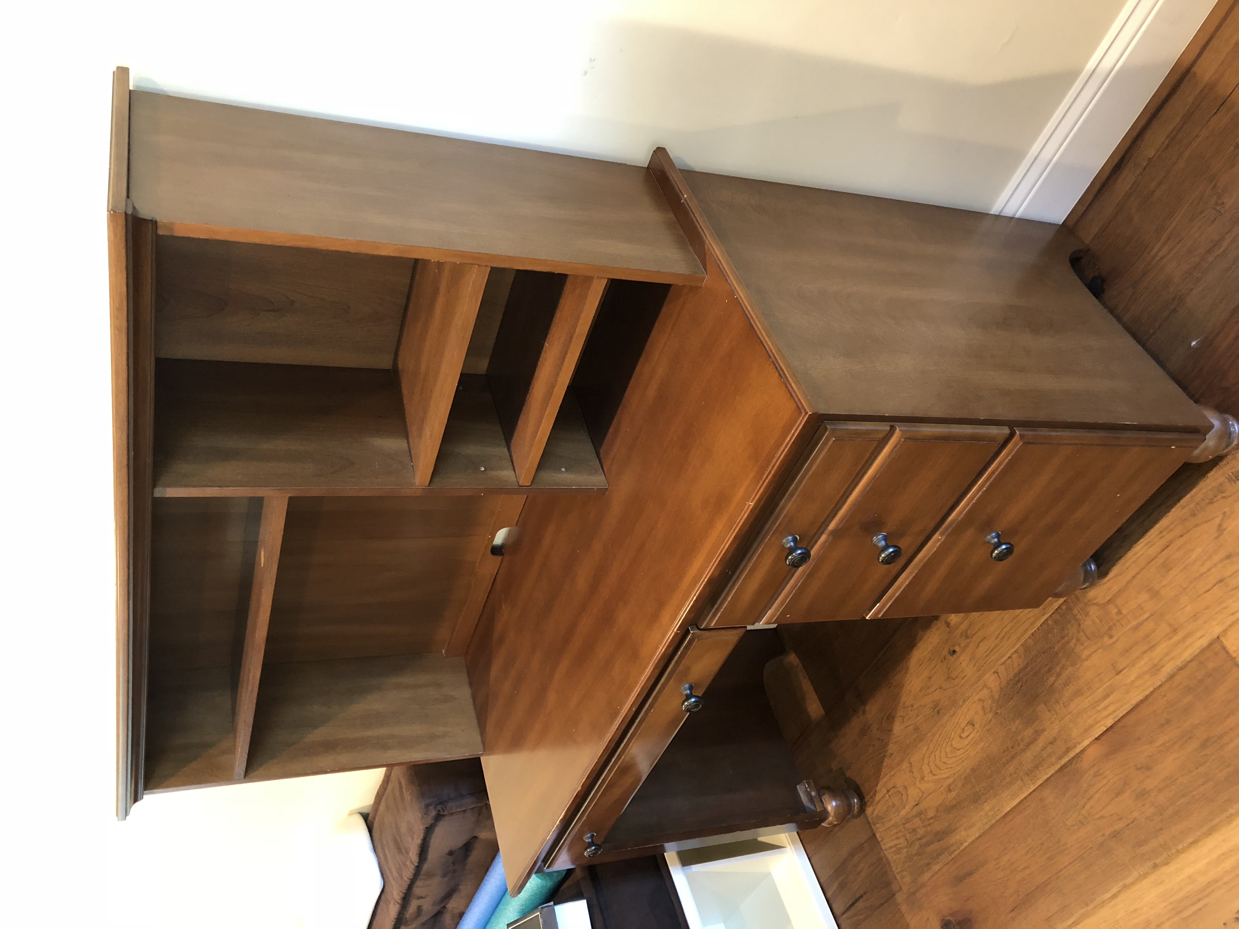 Children's Study Desk- Like New