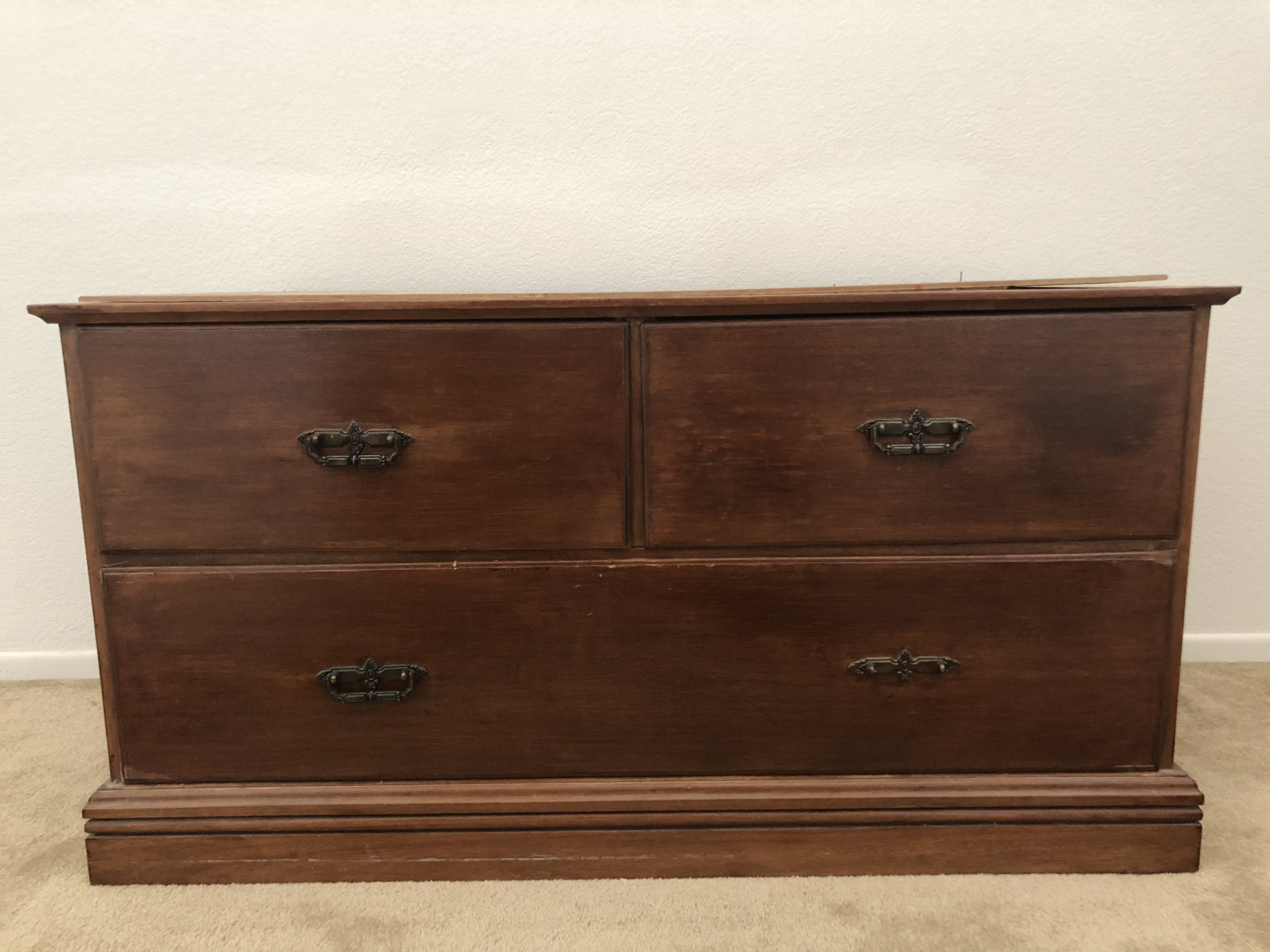 Armoire dresser