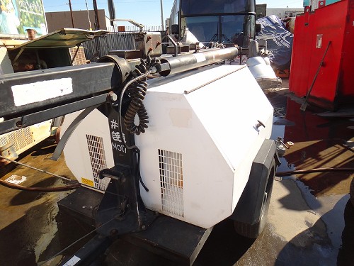 COLEMAN MH-40000L LIGHT TOWER