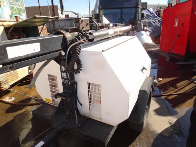 COLEMAN MH-40000L LIGHT TOWER