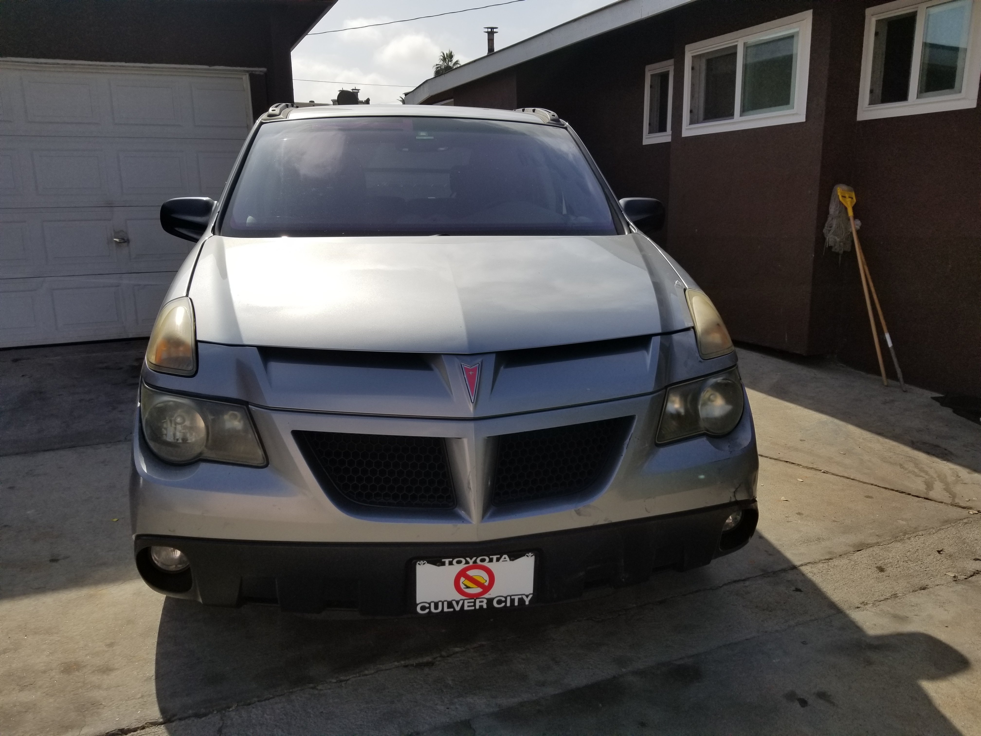 2004 Pontiac Aztek