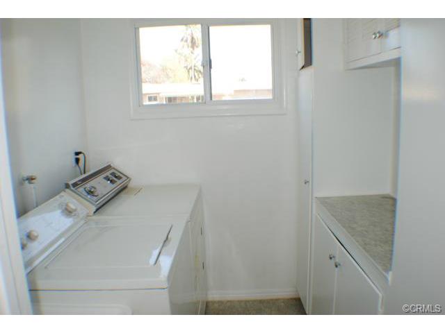ROOM RENTAL LRG BEDROOM AND BATH INCL DIRECT TV INTERNET AND ALL UTILITIES 795.00