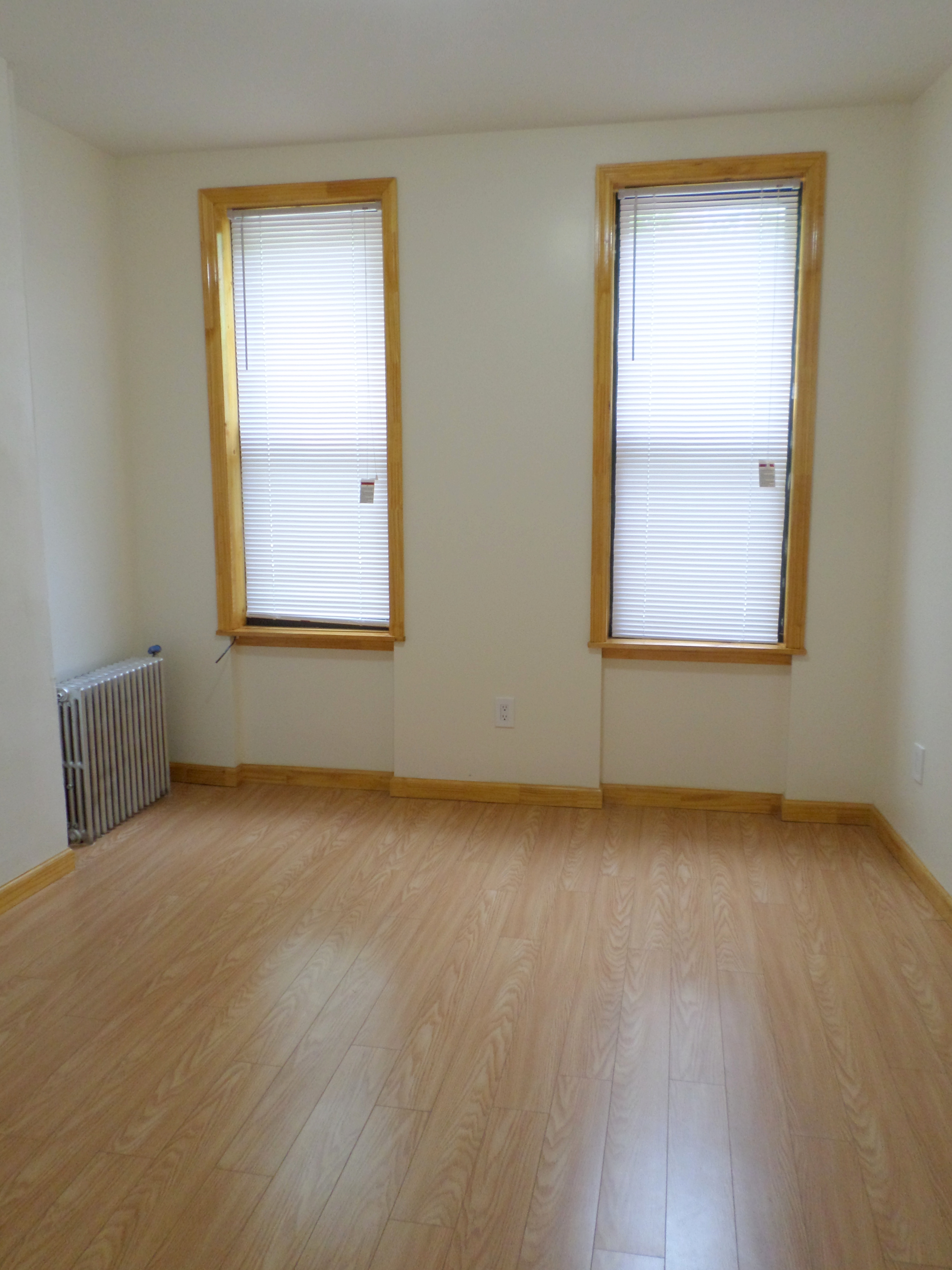 ID#: 1322302, Newly Renovated 2 Bedroom Apartment For Rent In Ridgewood