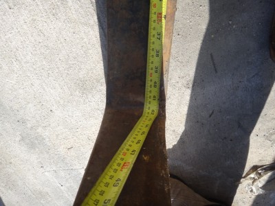 PAIR OF FORKS 42