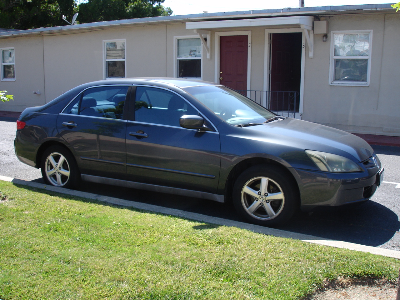 2005 Dark Grey Honda Accord LX - low mileage - 2.4 DOHC -SULEV- IVTEC