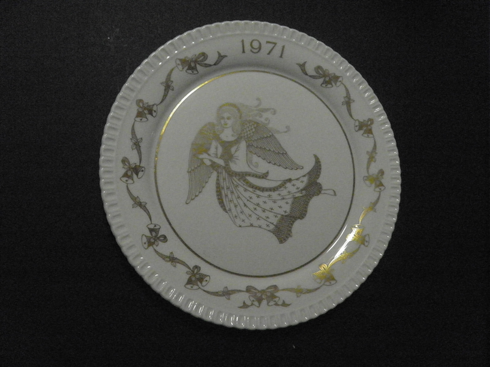 Spode Christmas Plates (2)