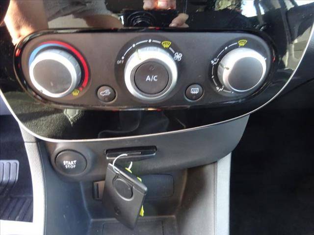 RENAULT Clio 1.5 DCI 75CH ENERGY
