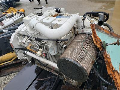 CUMMINS 4BT MARINE DIESEL ENGINE