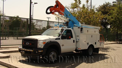 2011 ALTEC AT37G 4X4 BUCKET TRUCK
