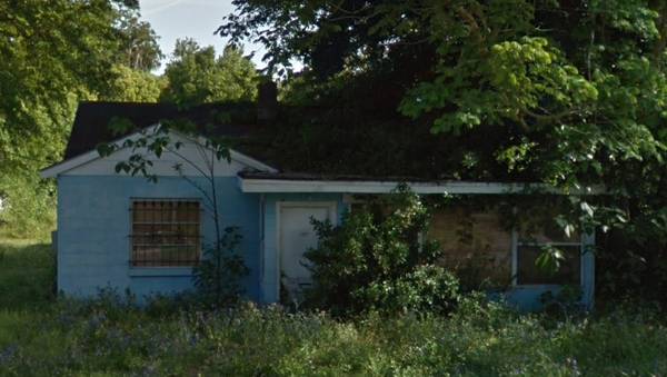 2 bedroom 1 bath fixer upper house in Orlando Florida!