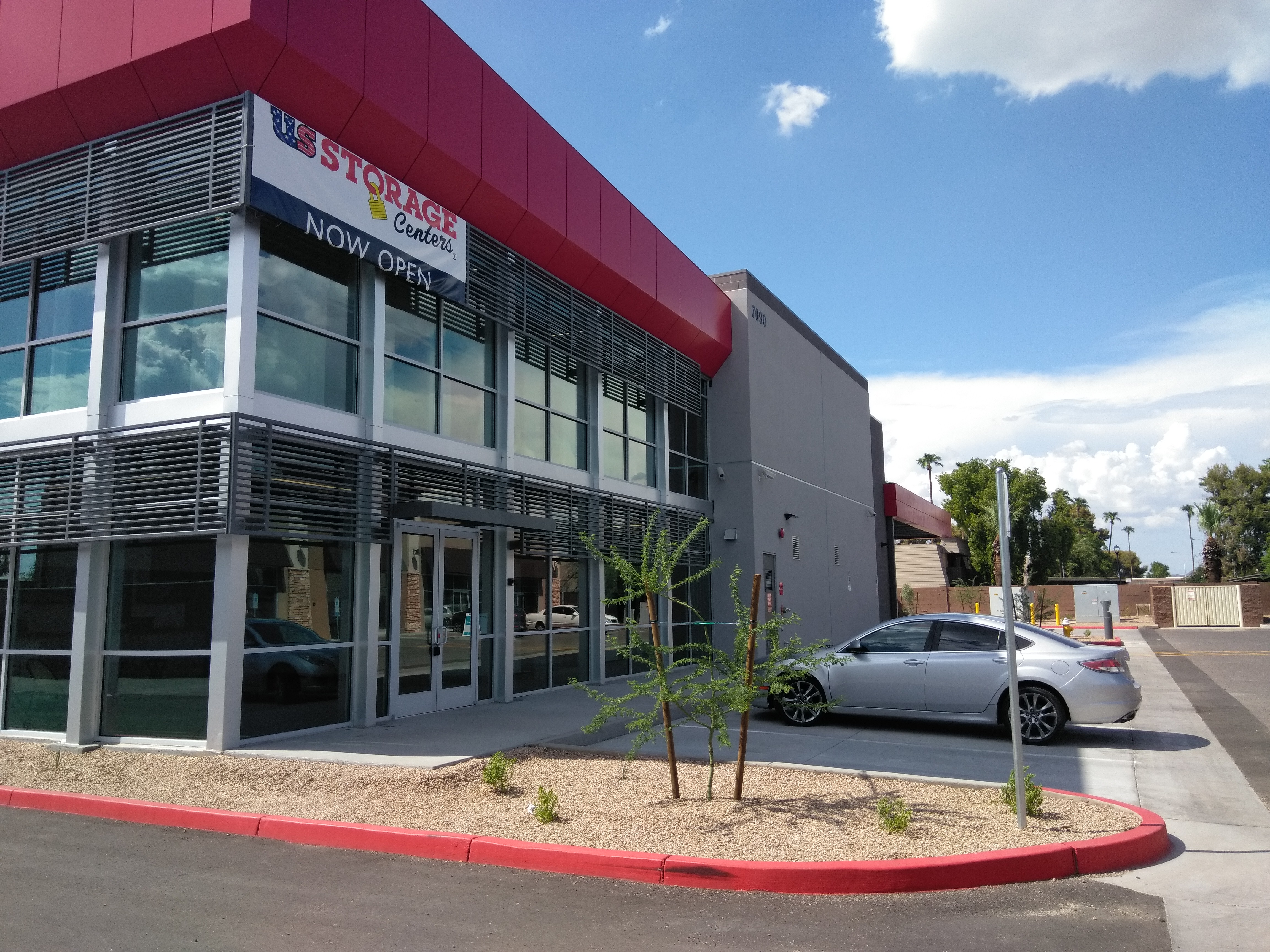 NEED A STORAGE UNIT? MAKE A RESERVATION ONLINE
