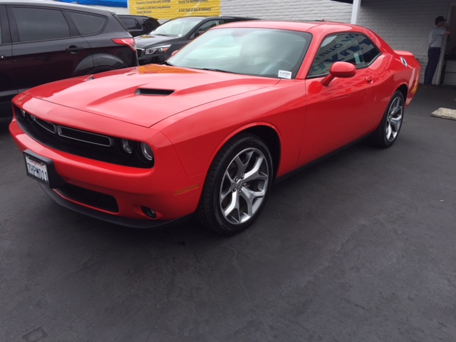 2015 Dodge Challenger SXT Plus