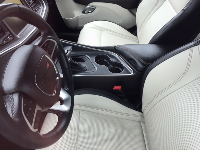 2015 Dodge Challenger SXT Plus