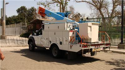 2011 ALTEC AT37G 4X4 BUCKET TRUCK