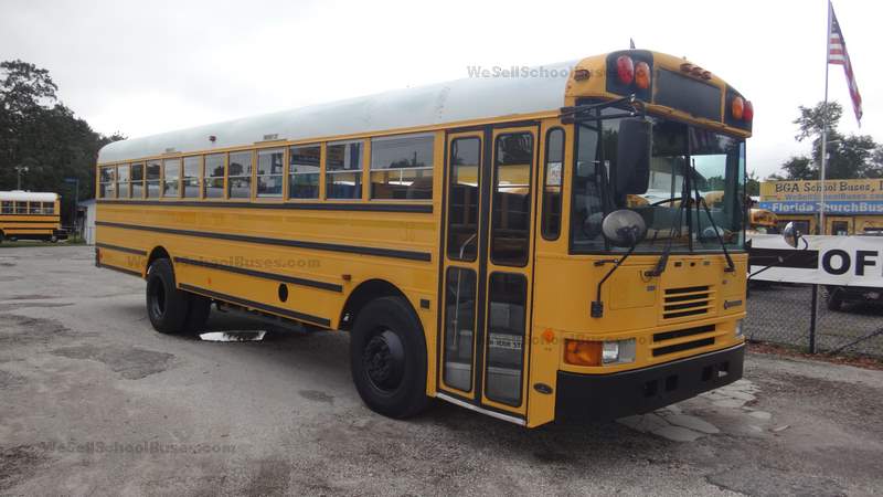 Rust-Free 2001 International Front Engine School Bus