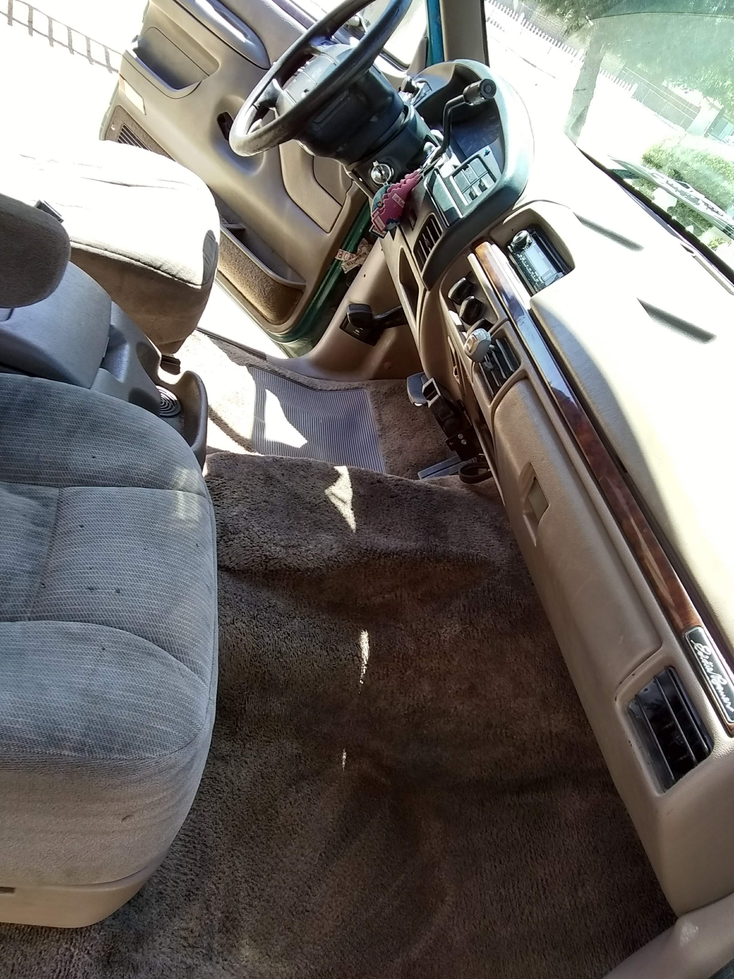 Highly sought by collectors. 9y ford bronco 4x4 eddie baur edition. Re