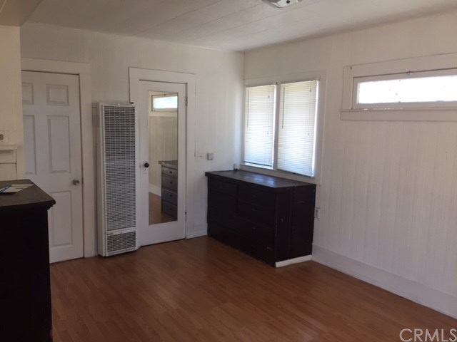 CHARMING HOUSE FOR RENT RIALTO $700 A MONTH!!!!