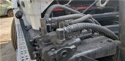 1987 FREIGHTLINER FLC ROLL OFF TRUCK