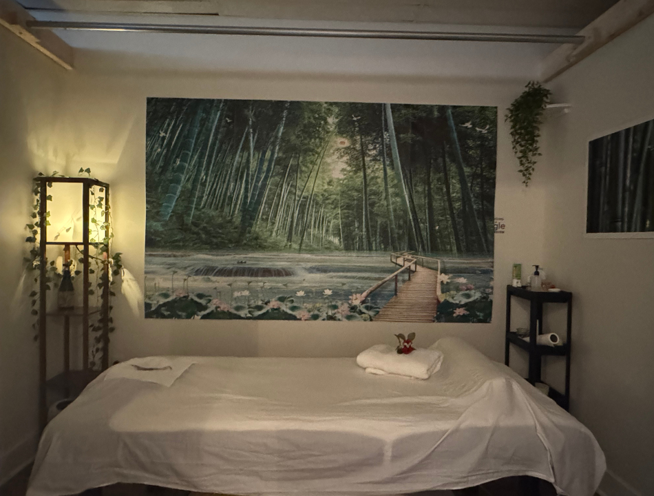 Healing Lotus Massage
