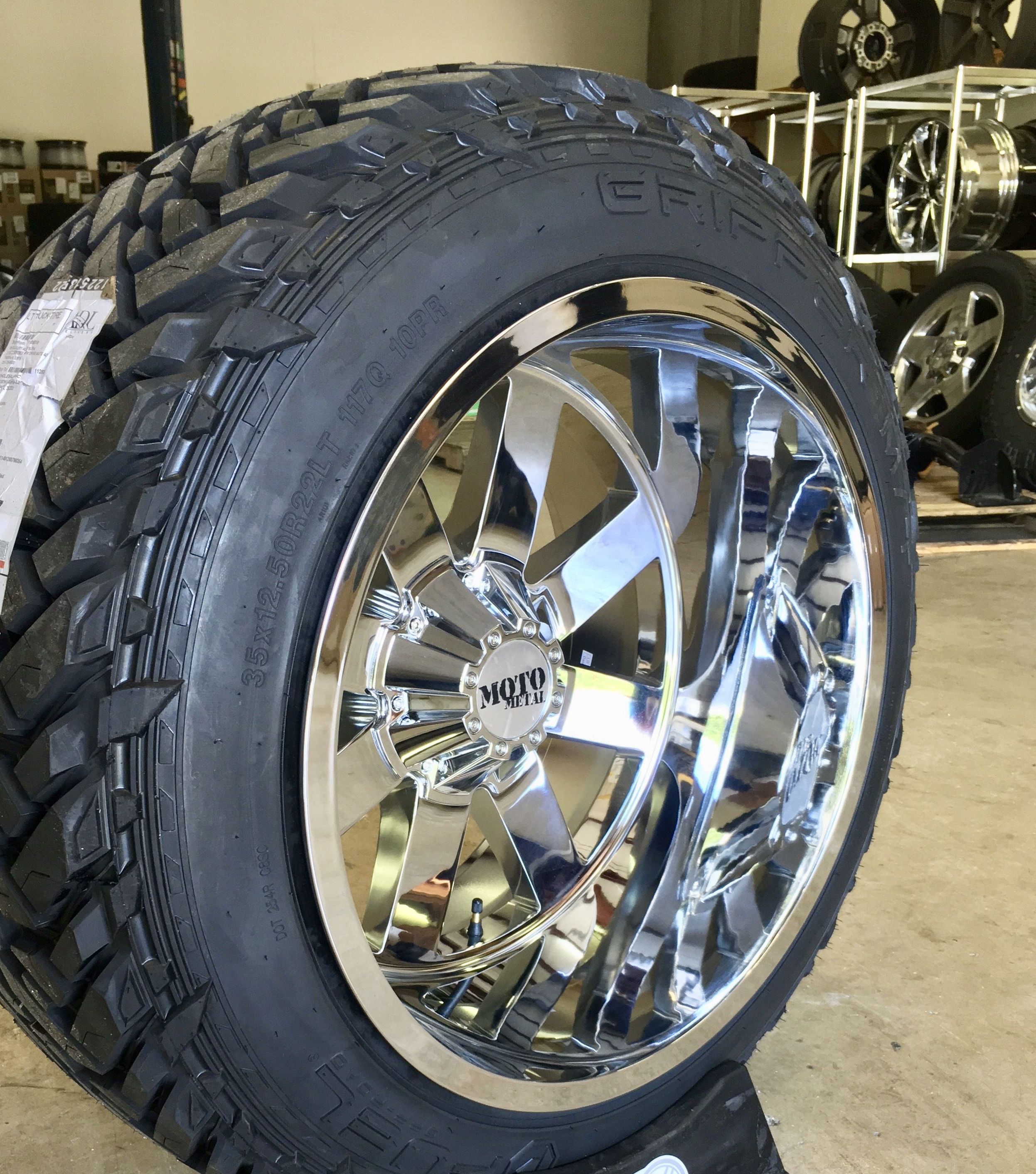 * Best Prices on Lift Kits , Leveling Kits & Wheels & Tires *