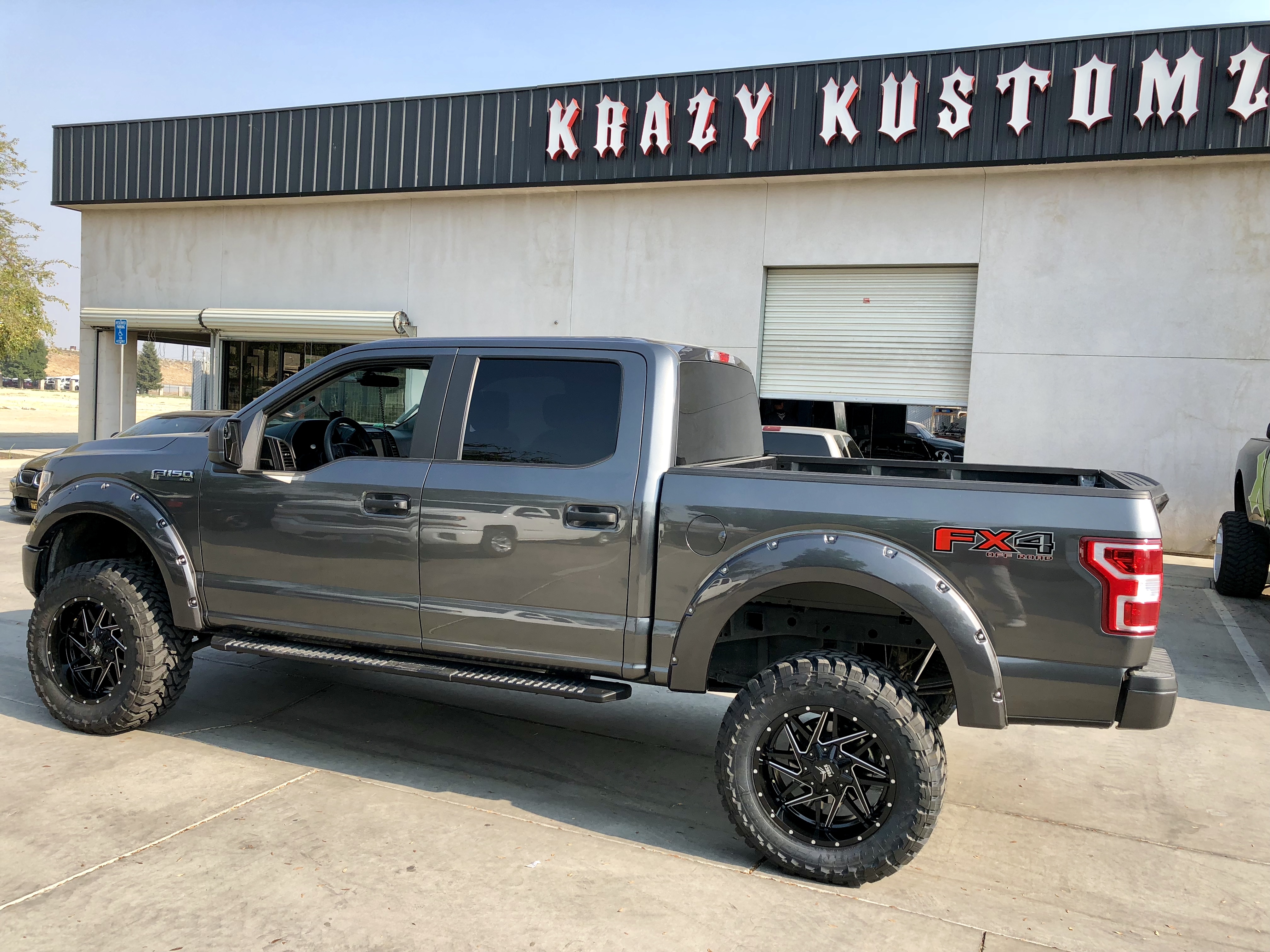 * Best Prices on Lift Kits , Leveling Kits & Wheels & Tires *
