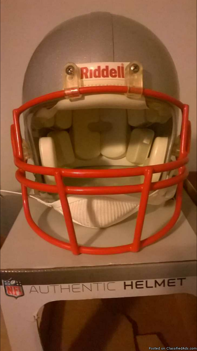 NFL Authentic Riddell   Full Size Helmet. The ultimate football helmet collectible.