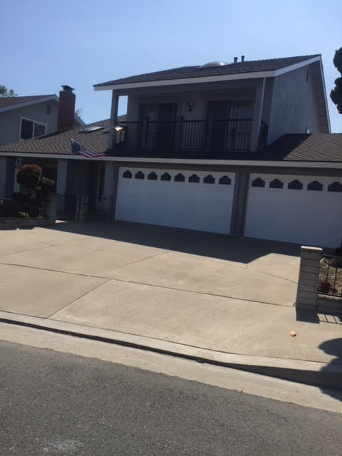 Fountain Valley room and bath for rent