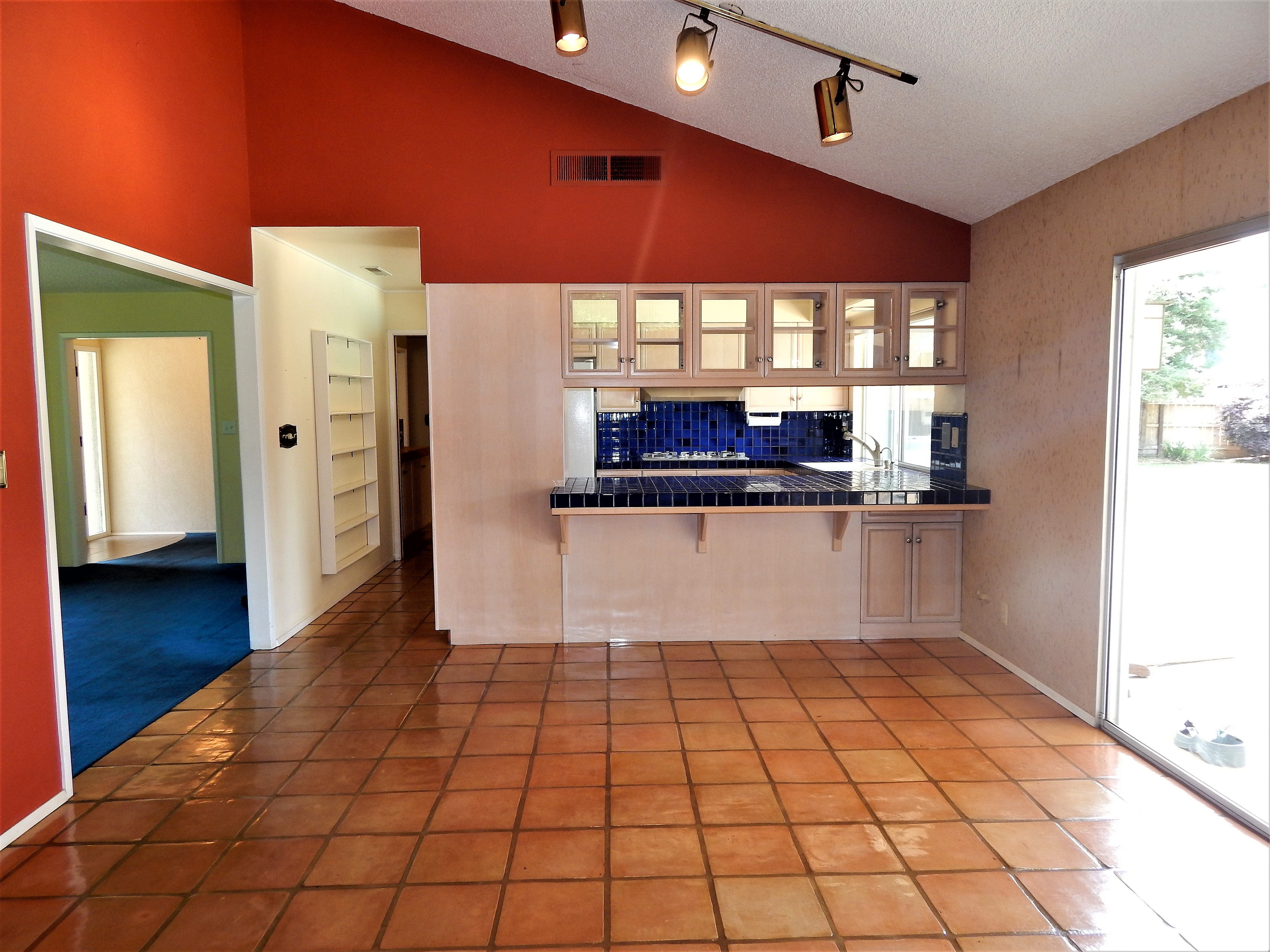 Lovely Home in Visalia's Oak Ranch!  15086 Avenue 312.