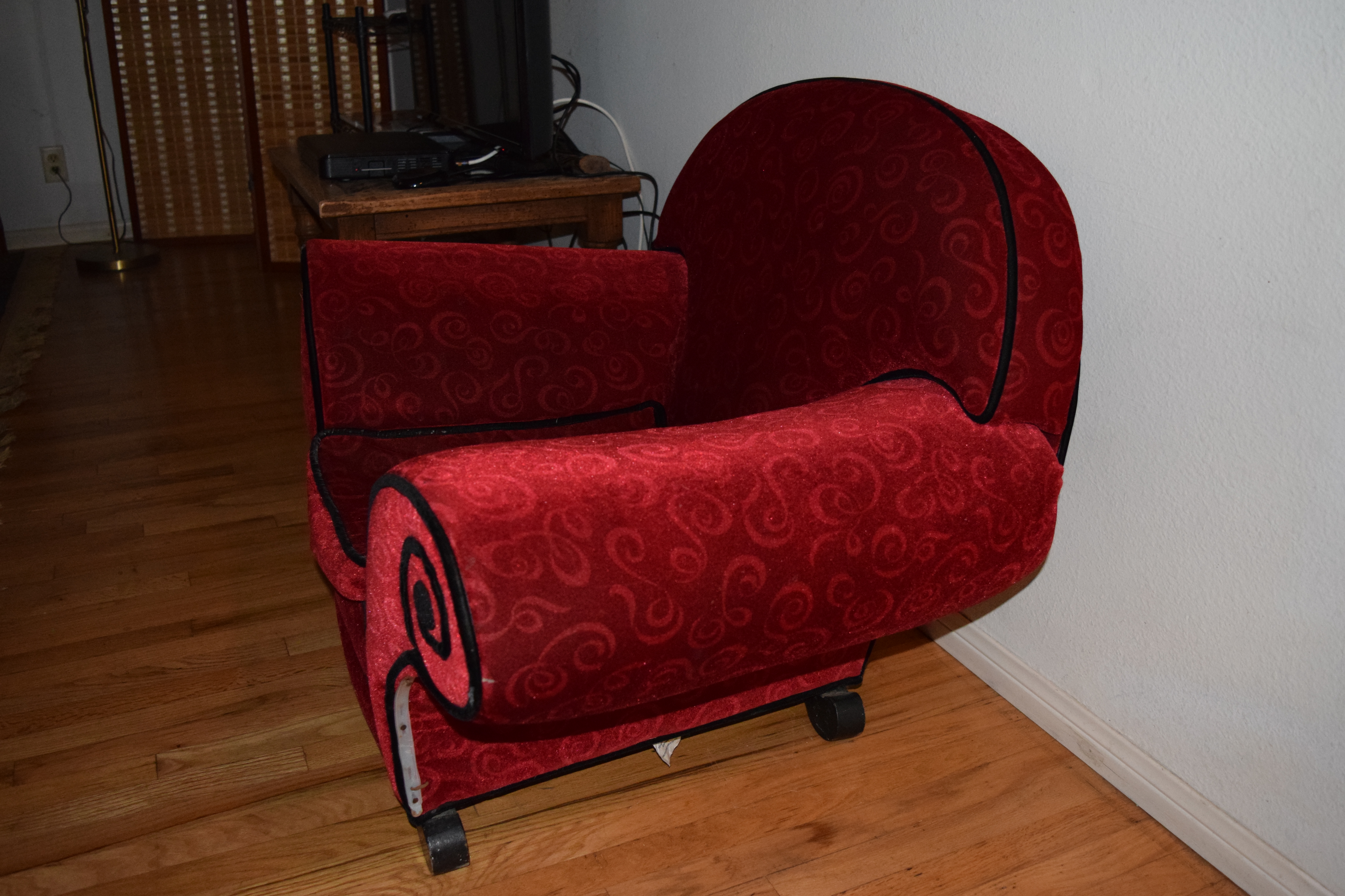 ORIGINAL BLUES CLUES THINKING CHAIR - 1999 VIACOM INTERNATIONAL
