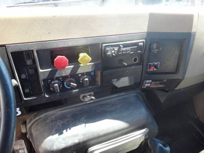 INTERNATIONAL 8300 4X2 PARTS ONLY