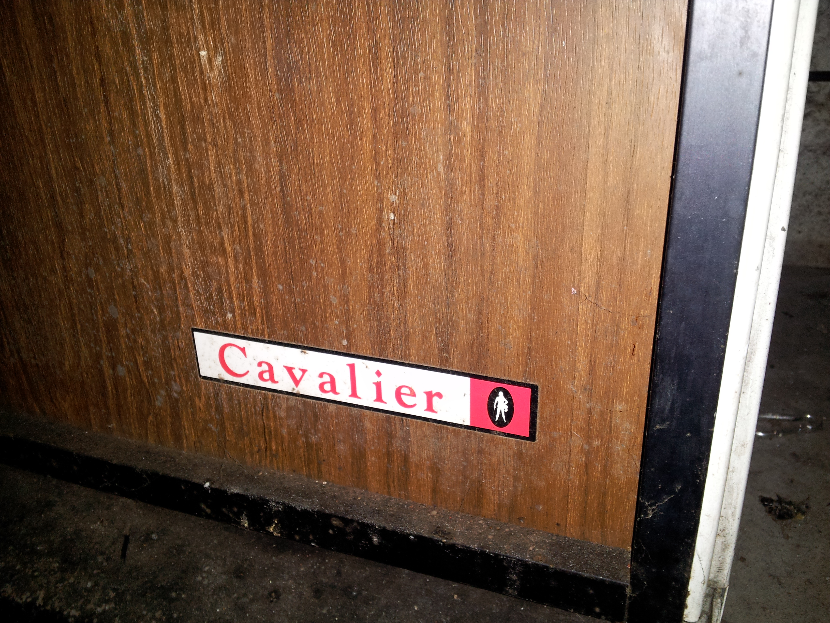 Vintage 1965 Coke Machine Cavalier Vending Side Door Dispenser