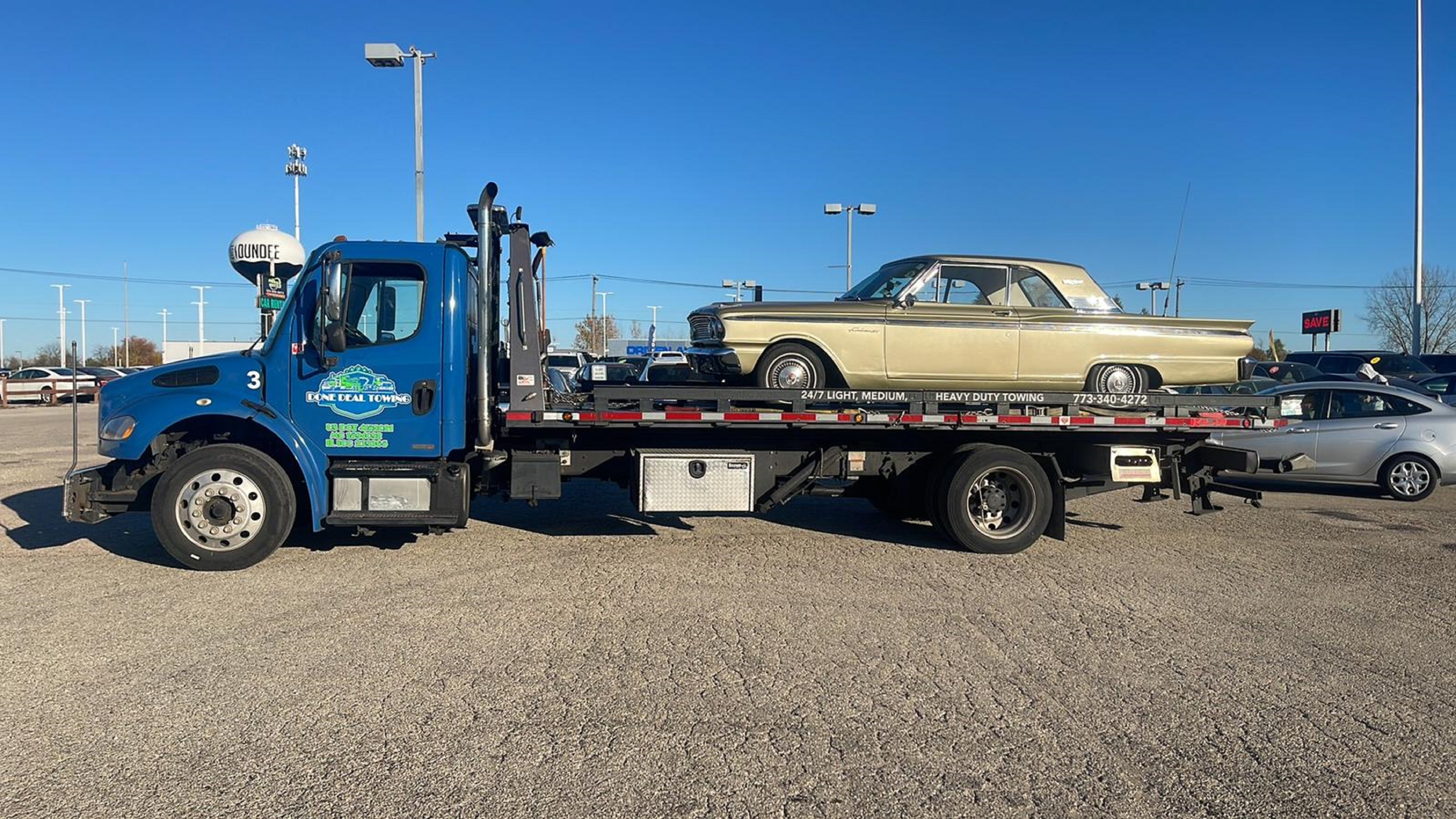 Tow Truck in Elk Grove Village, IL – 24/7 Emergency Towing Available