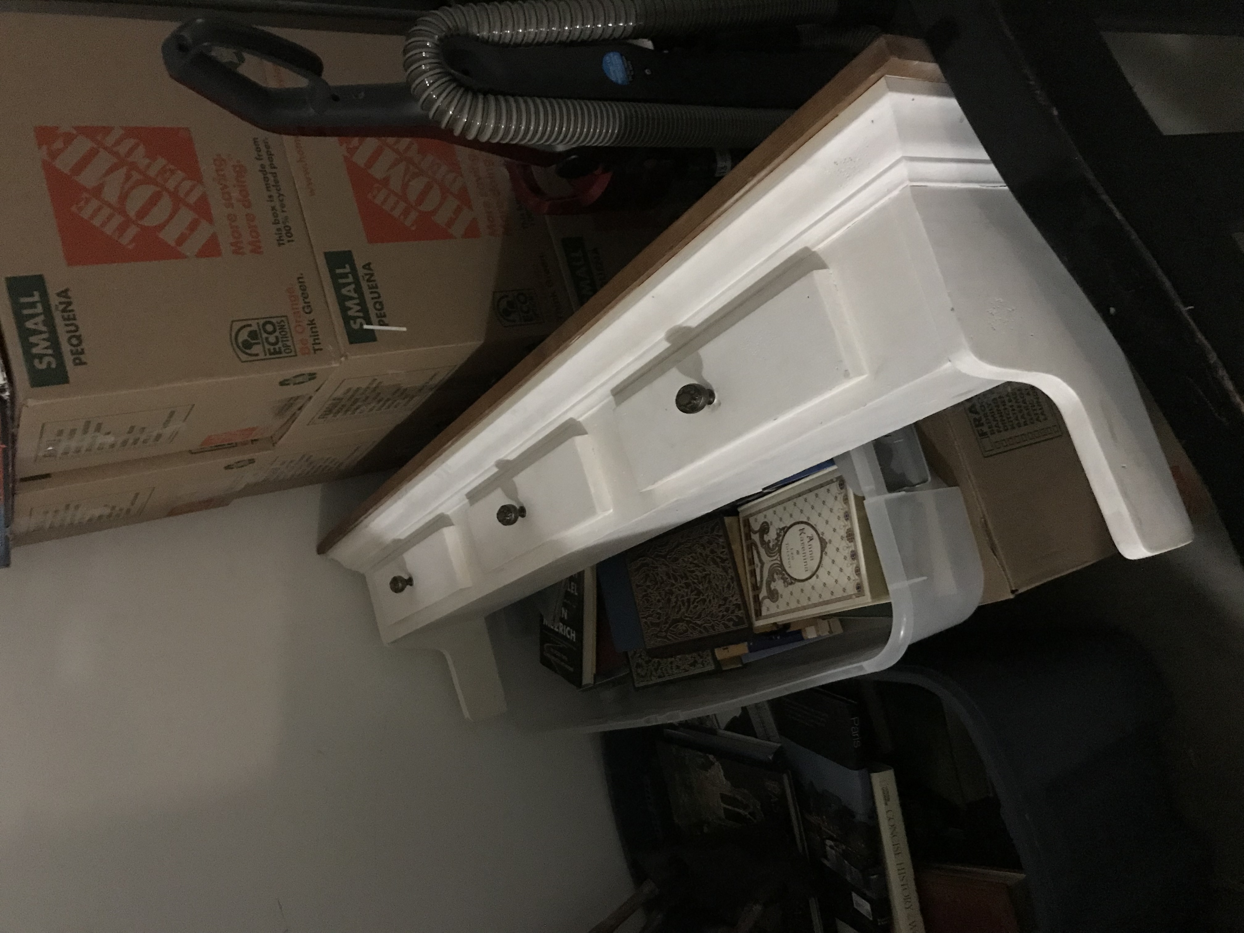 White/stained shelf