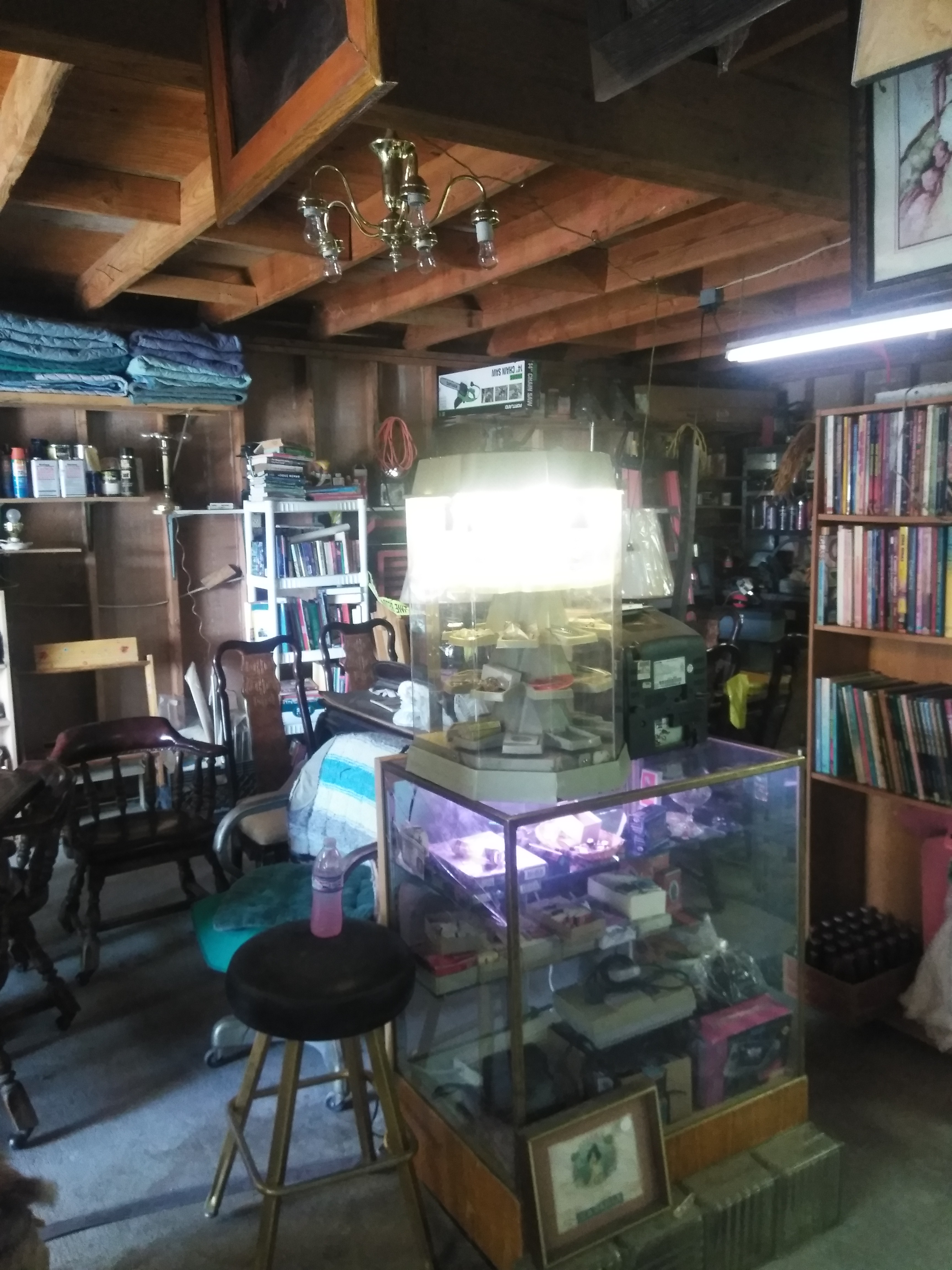 GARAGE BUY OUT LOT $ALE