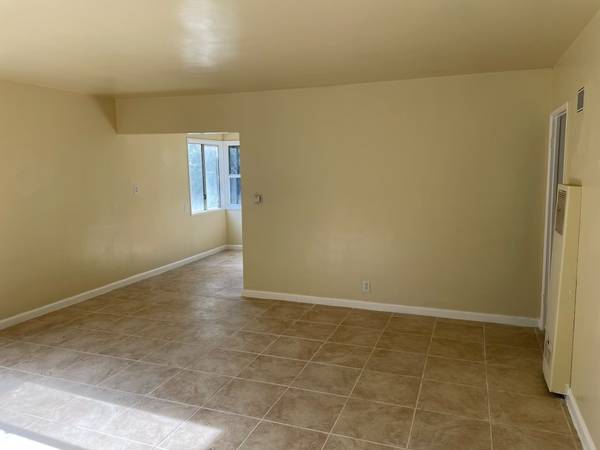 2 BEDROOMS IN WESTCHESTER $2495
