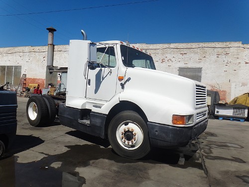 INTERNATIONAL 8300 4X2 PARTS ONLY