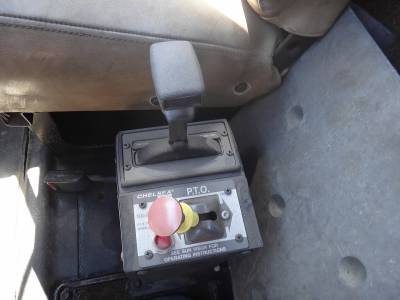 INTERNATIONAL 8300 4X2 PARTS ONLY