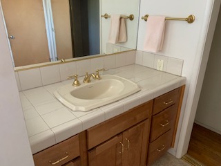 Master Bed and Master Bath For Rent